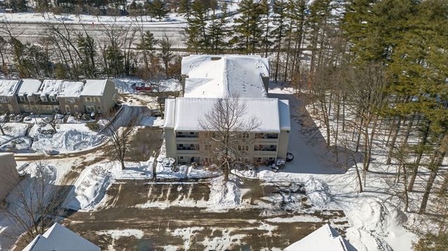 14 Turnbuckle Ln 27, Merrimack, NH 03054