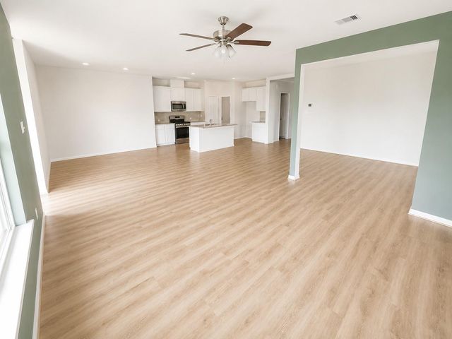 21410 Blue Oak Drive, Waller, TX 77484