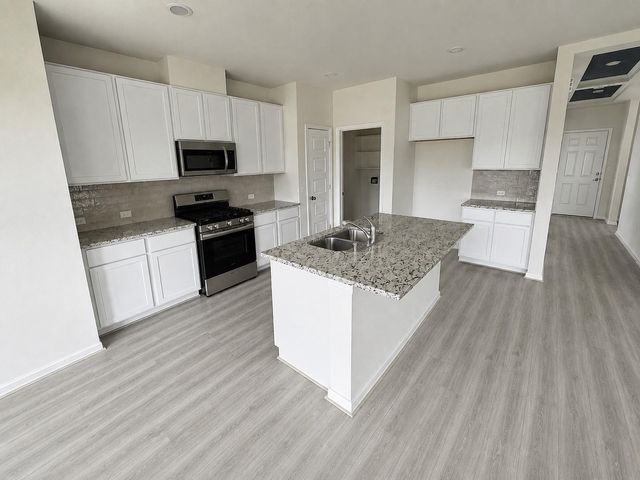 21410 Blue Oak Drive, Waller, TX 77484