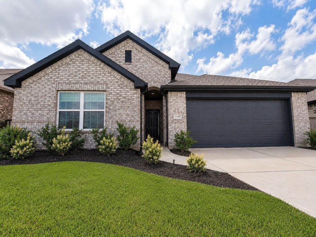 21410 Blue Oak Drive, Waller, TX 77484