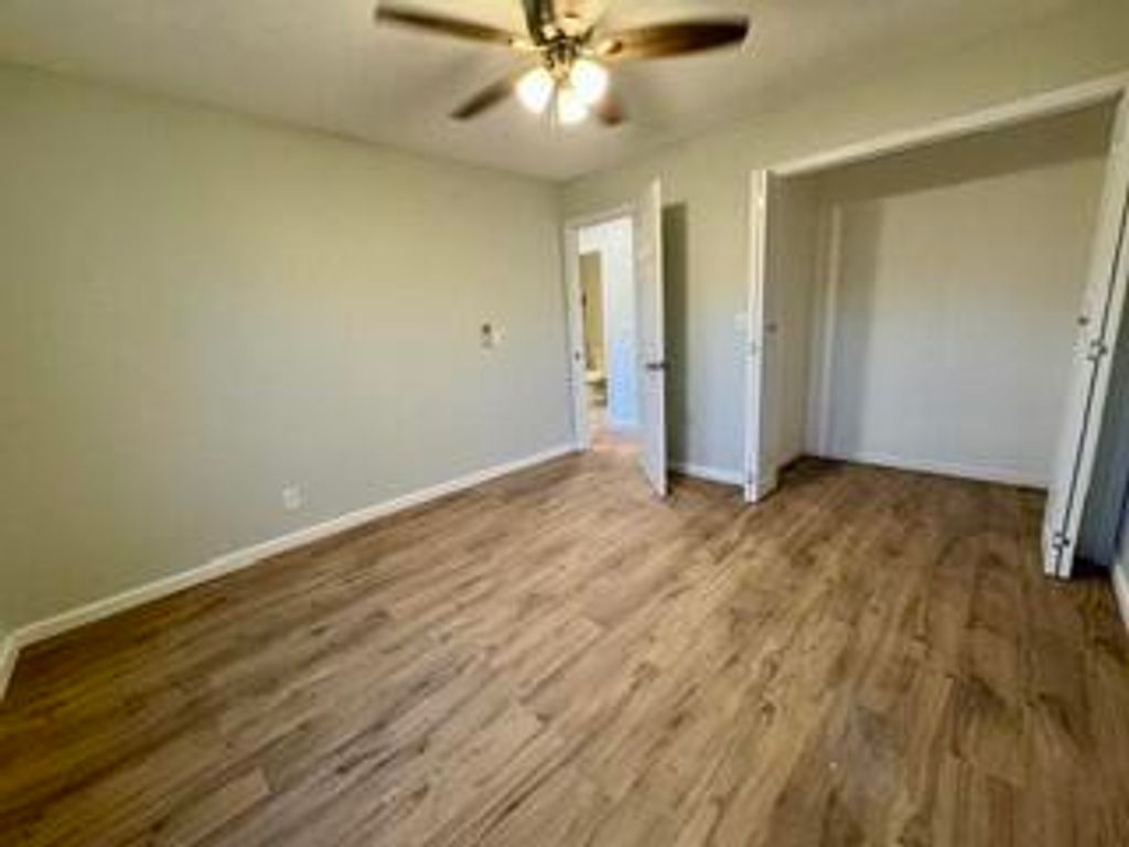 Image 18 of property listing at 3211 N Oakes Street, San Angelo, TX 76903