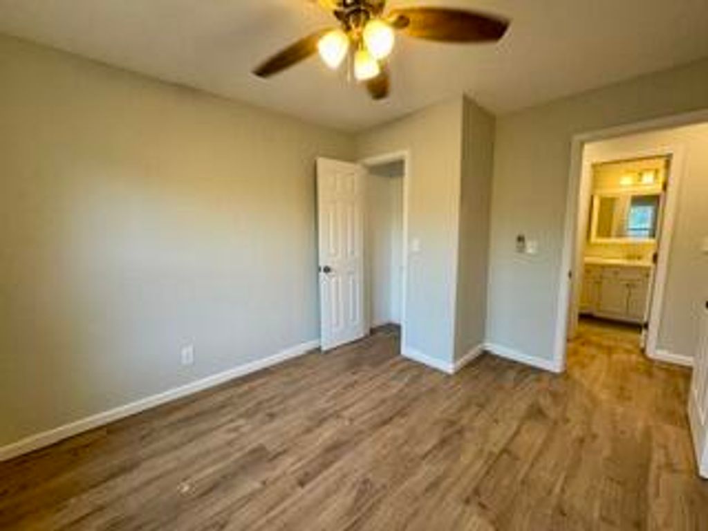 Image 20 of property listing at 3211 N Oakes Street, San Angelo, TX 76903