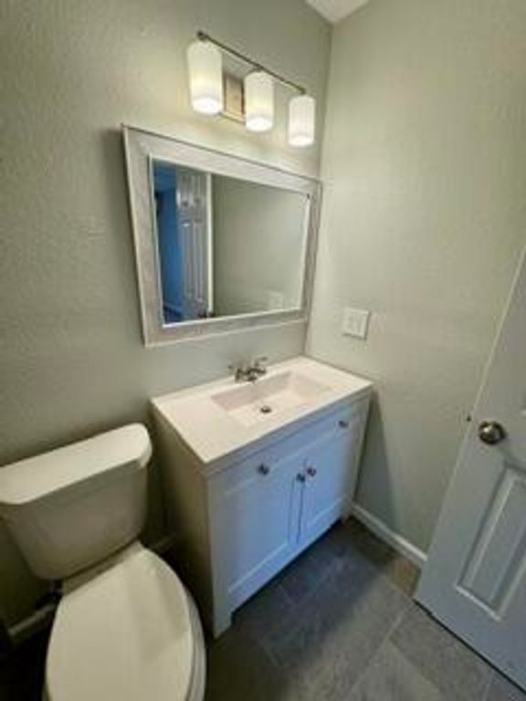 Image 25 of property listing at 3211 N Oakes Street, San Angelo, TX 76903