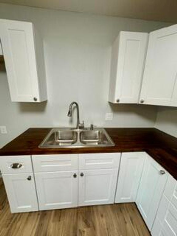 Image 9 of property listing at 3211 N Oakes Street, San Angelo, TX 76903