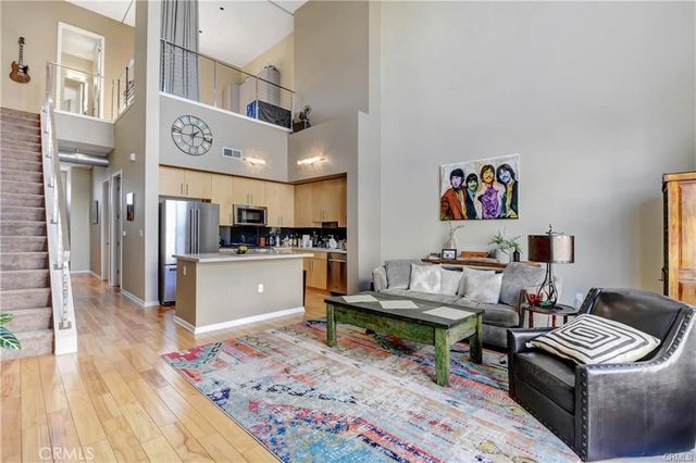 133 The Promenade N 411, Long Beach, CA 90802
