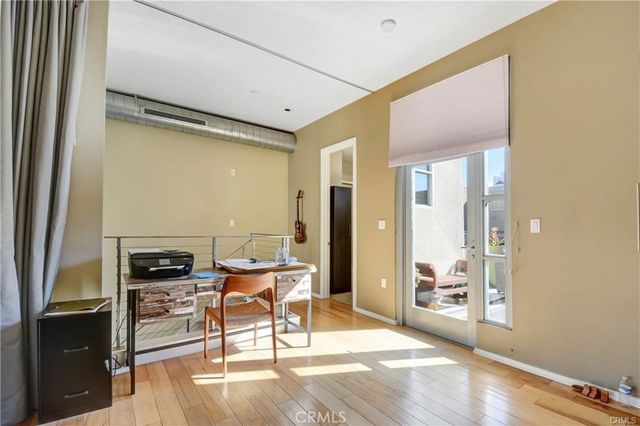 133 The Promenade N 411, Long Beach, CA 90802