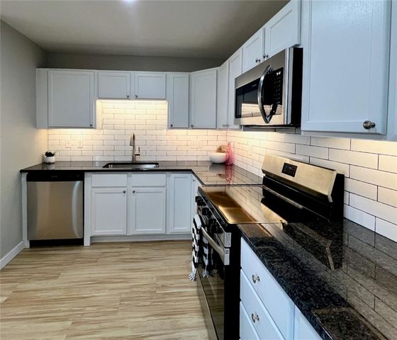 2414-16 Jasu Drive, Lawrence, KS 66046