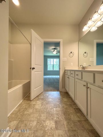 112 Crab Claw Spit Lane, Jacksonville, NC 28546