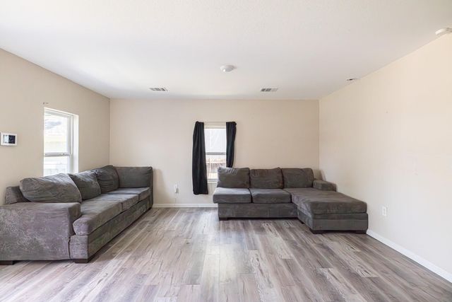 11938 Greenglen Drive, Houston, TX 77044