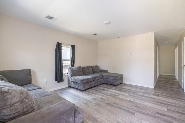 11938 Greenglen Drive, Houston, TX 77044