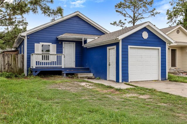 11938 Greenglen Drive, Houston, TX 77044