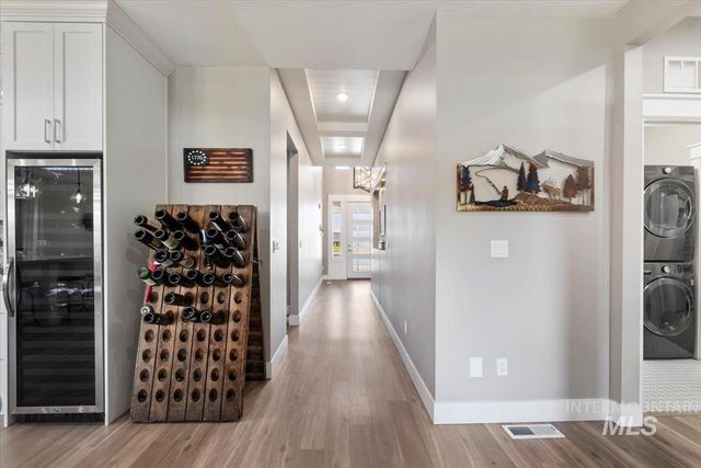 2889 E Columbus River Court, Nampa, ID 83686