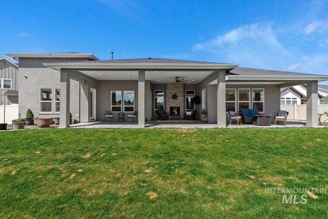 2889 E Columbus River Court, Nampa, ID 83686
