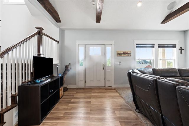 1703 SW Hawes Lane, Oak Grove, MO 64075