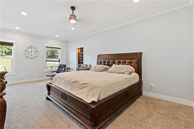 1703 SW Hawes Lane, Oak Grove, MO 64075