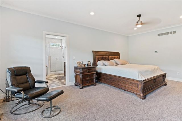 1703 SW Hawes Lane, Oak Grove, MO 64075