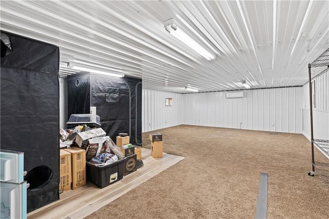 1703 SW Hawes Lane, Oak Grove, MO 64075