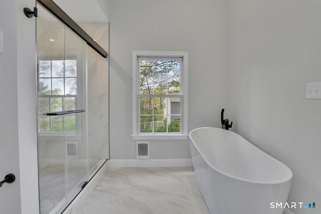 302 Spring Lake Road, Southington, CT 06489
