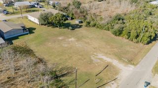 NA 5th Street, San Leon, TX 77539