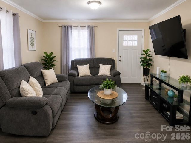 1711 Younger Avenue, Statesville, NC 28677