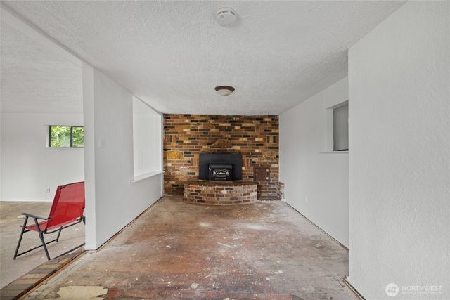 12413 Canyon Road, Puyallup, WA 98373