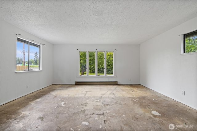 12413 Canyon Road, Puyallup, WA 98373