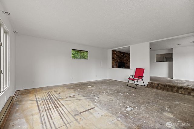 12413 Canyon Road, Puyallup, WA 98373