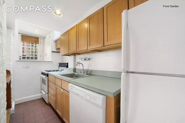 259 8th Street, New York City, NY 11215