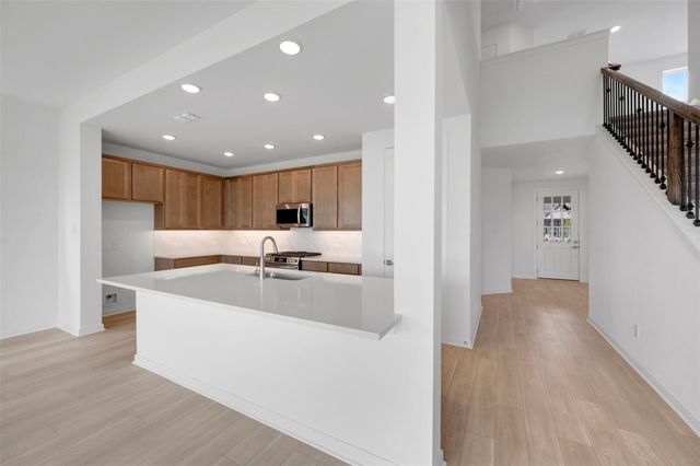 7133 Salt Dome Drive, League City, TX 77546