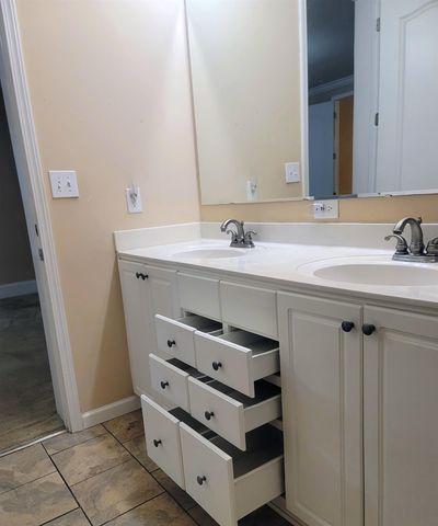 818 Moore Road, Quincy, FL 32351