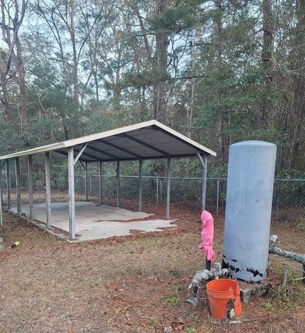 818 Moore Road, Quincy, FL 32351