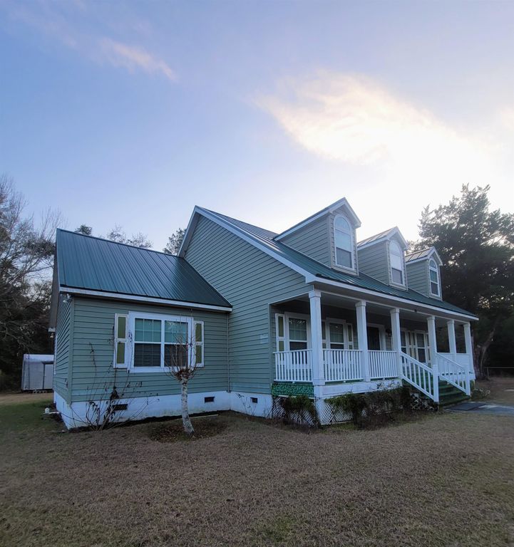 818 Moore Road, Quincy, FL 32351