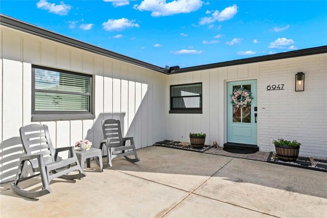 6947 S SHORE DRIVE S, South Pasadena, FL 33707