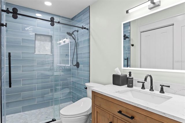 6947 S SHORE DRIVE S, South Pasadena, FL 33707