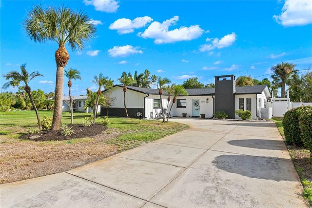 6947 S SHORE DRIVE S, South Pasadena, FL 33707