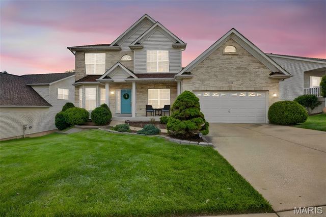 2225 Ameling Manor Drive, Maryland Heights, MO 63043