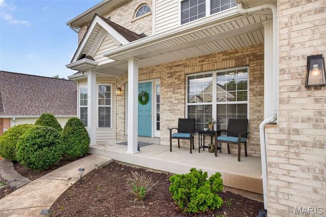 2225 Ameling Manor Drive, Maryland Heights, MO 63043
