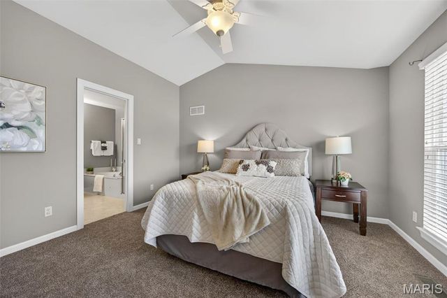 2225 Ameling Manor Drive, Maryland Heights, MO 63043