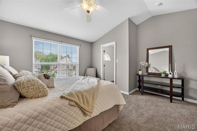 2225 Ameling Manor Drive, Maryland Heights, MO 63043
