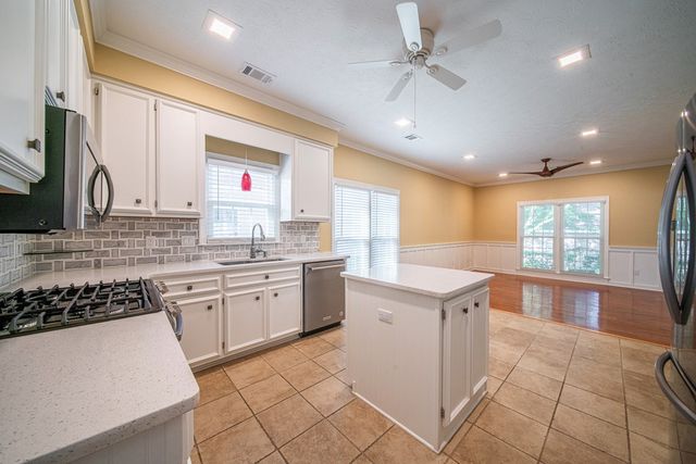 6305 Summerchase Way, Columbus, GA 31909
