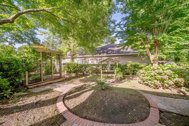 6305 Summerchase Way, Columbus, GA 31909