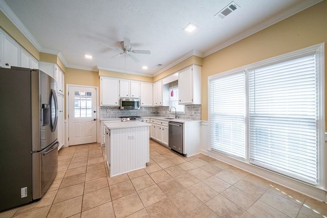 6305 Summerchase Way, Columbus, GA 31909