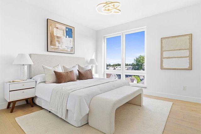 66 Mcgrath 201, Quincy, MA 02169