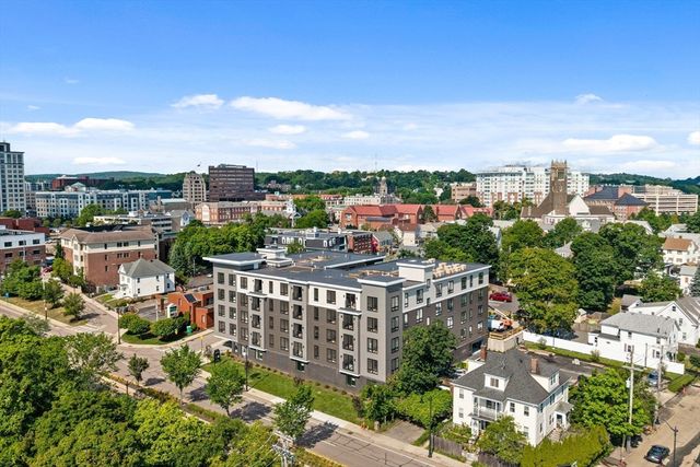 66 Mcgrath 201, Quincy, MA 02169