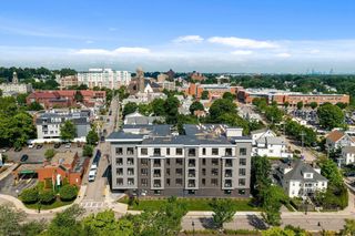 66 Mcgrath 201, Quincy, MA 02169