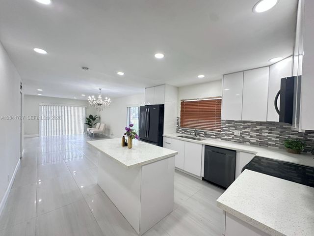 11603 NW 29th St 4W, Coral Springs, FL 33065