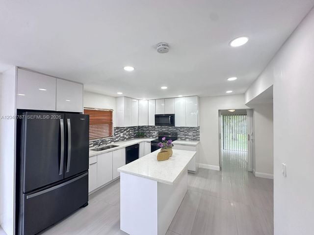 11603 NW 29th St 4W, Coral Springs, FL 33065
