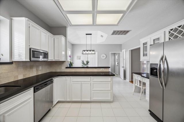 1506 S Gabriel River Circle, Sugar Land, TX 77478