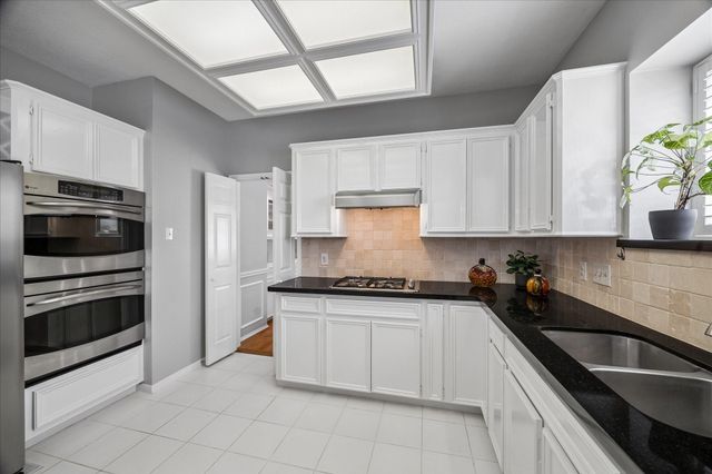 1506 S Gabriel River Circle, Sugar Land, TX 77478