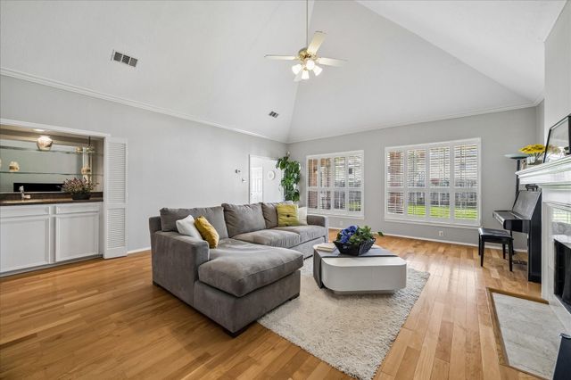 1506 S Gabriel River Circle, Sugar Land, TX 77478